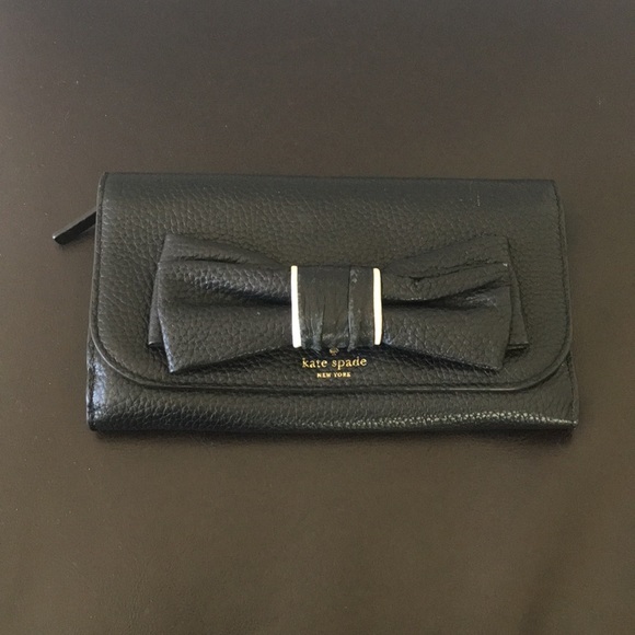 Designer brands clutch bundle - Picture 5 of 8